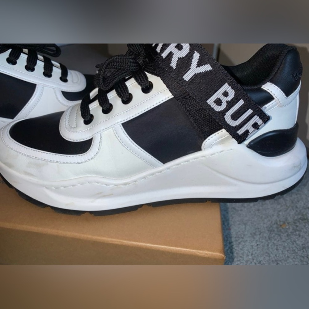Burberry Sneakers Women - Picture 7 of 9